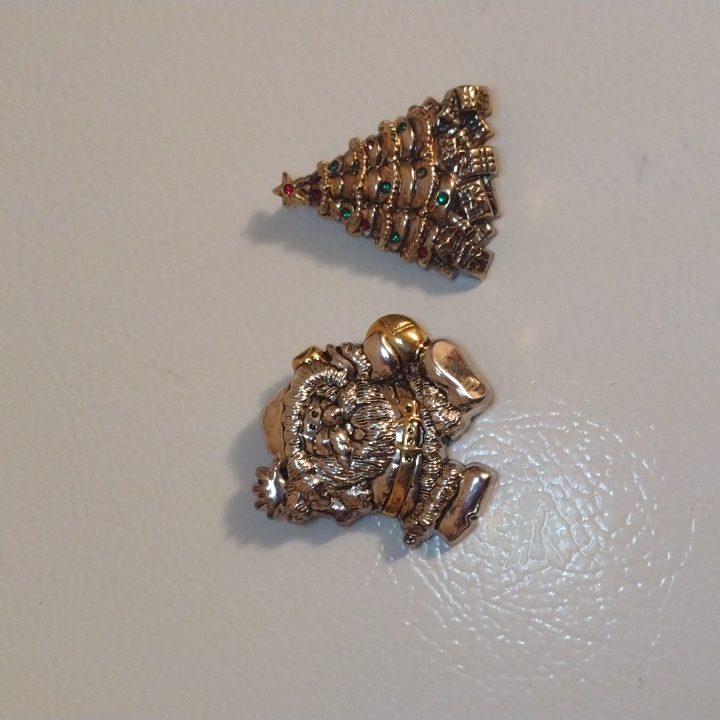 Vintage Best Silver Tone Christmas Tree And Santa Claus Brooches Pendants 175 18$